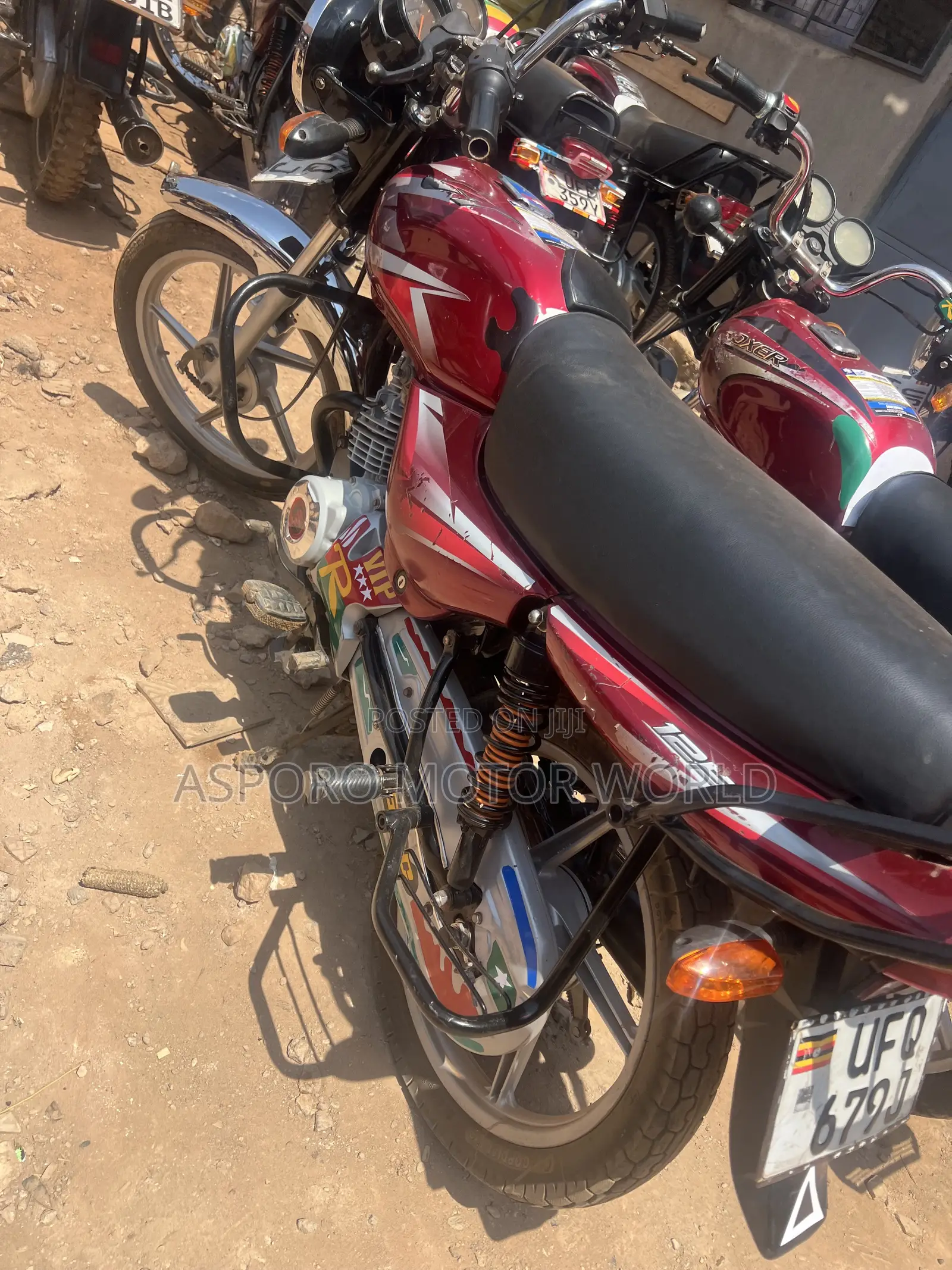 Bajaj CT 125X 2022 Red