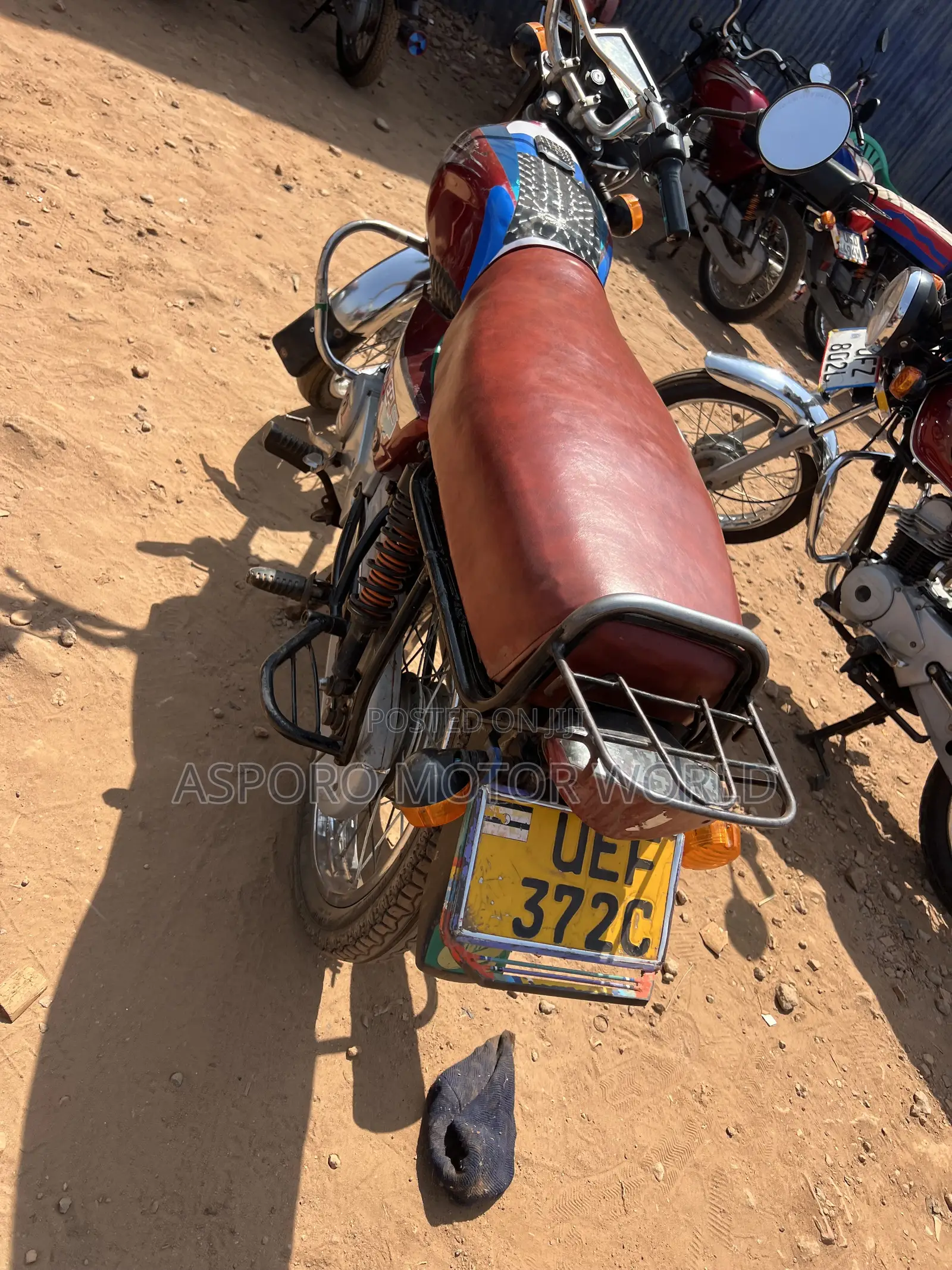 Bajaj Boxer 100 2019 Red
