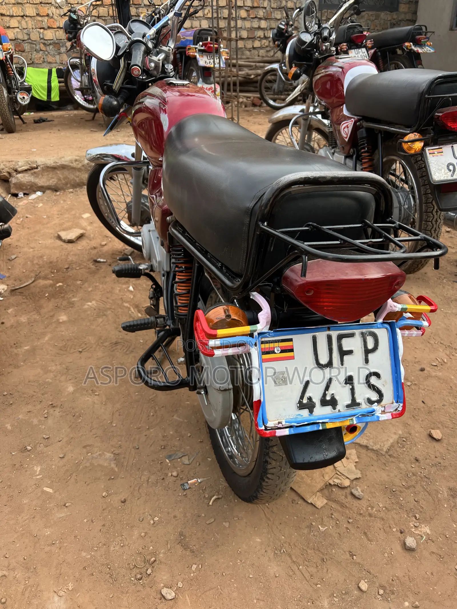 Bajaj Boxer 100 2022 Red