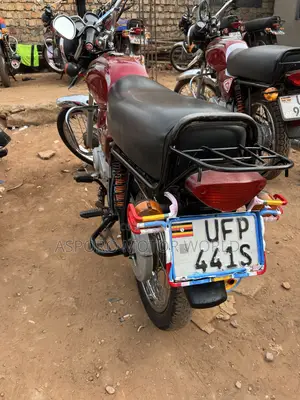 Bajaj Boxer 100 2022 Red