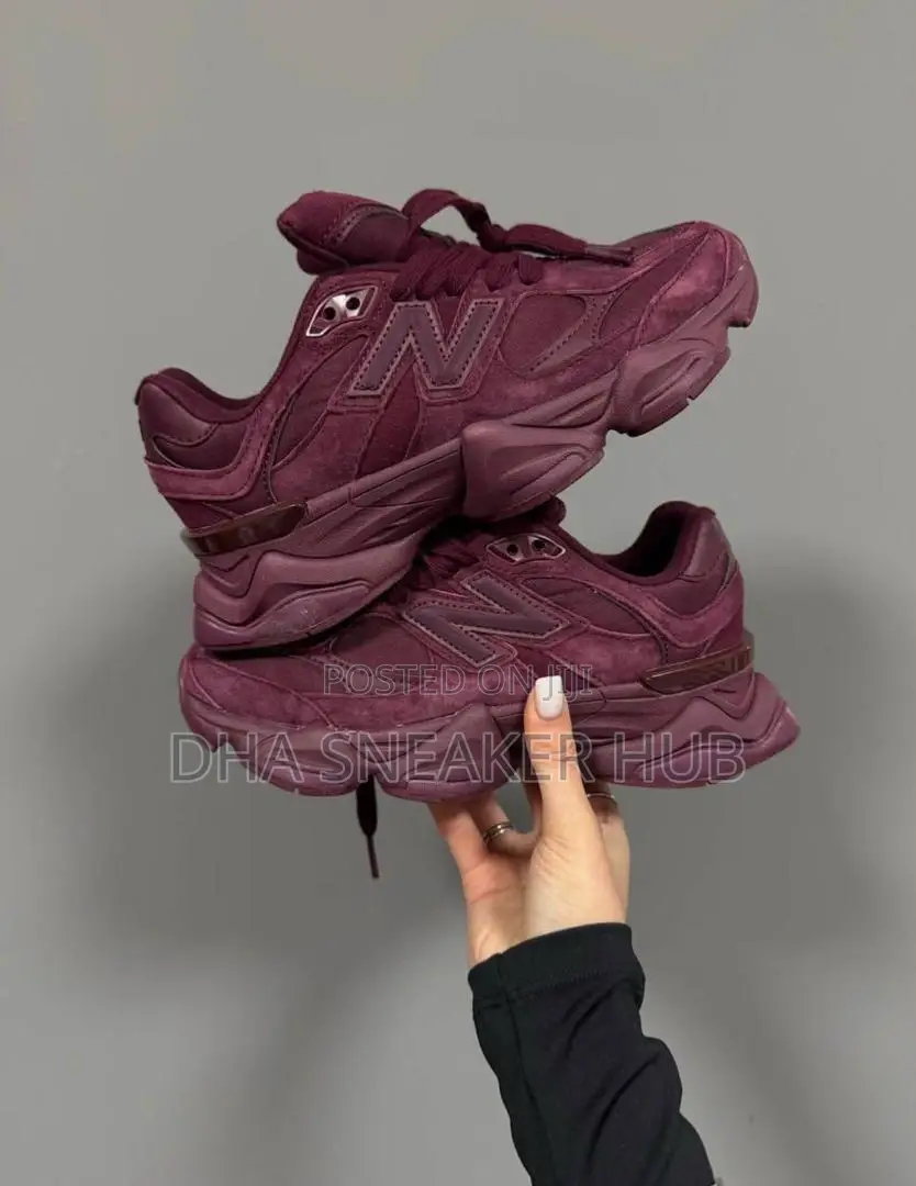 New Balance 9060 Maroon