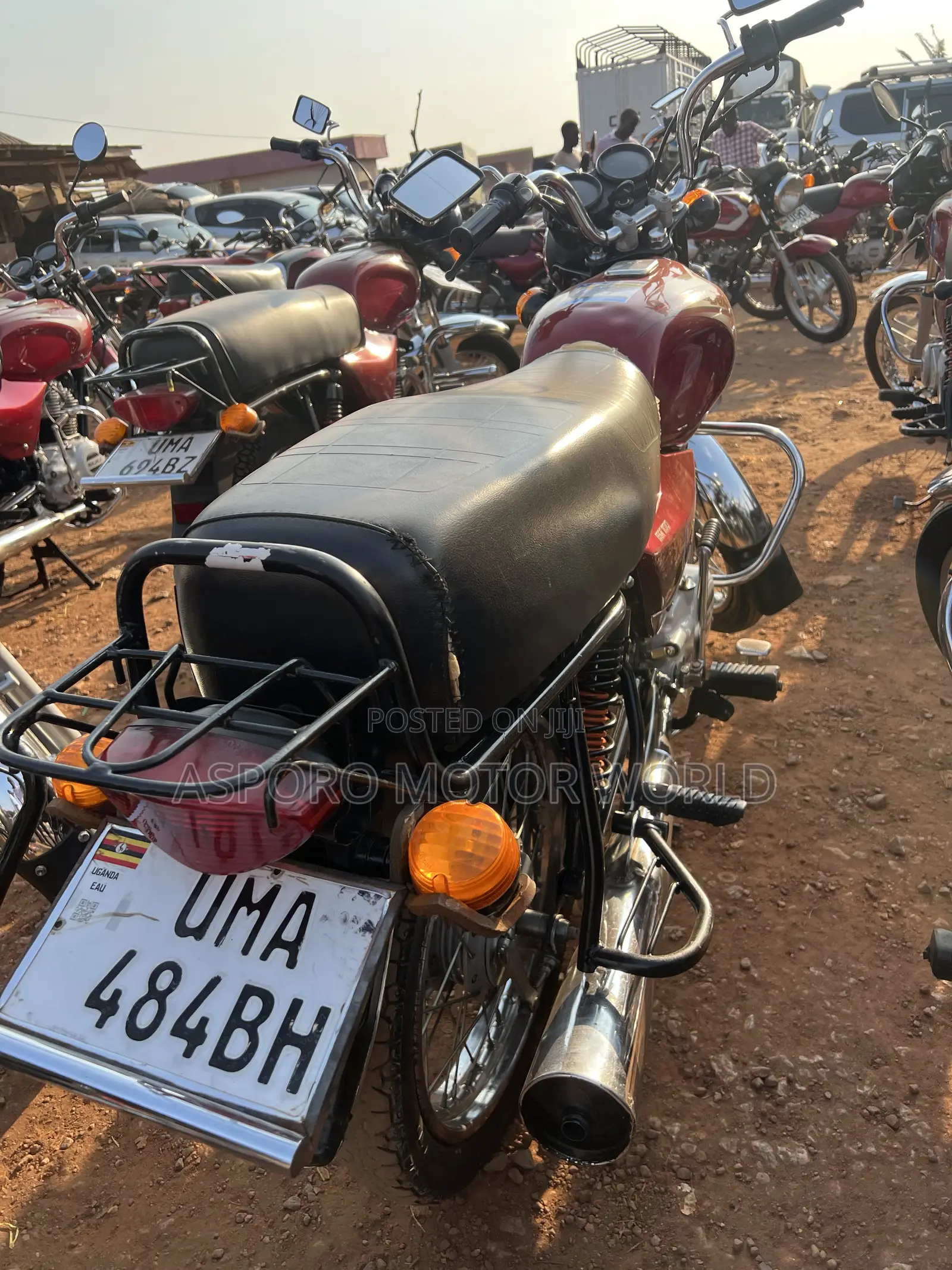 Bajaj Boxer 100 2026 Red
