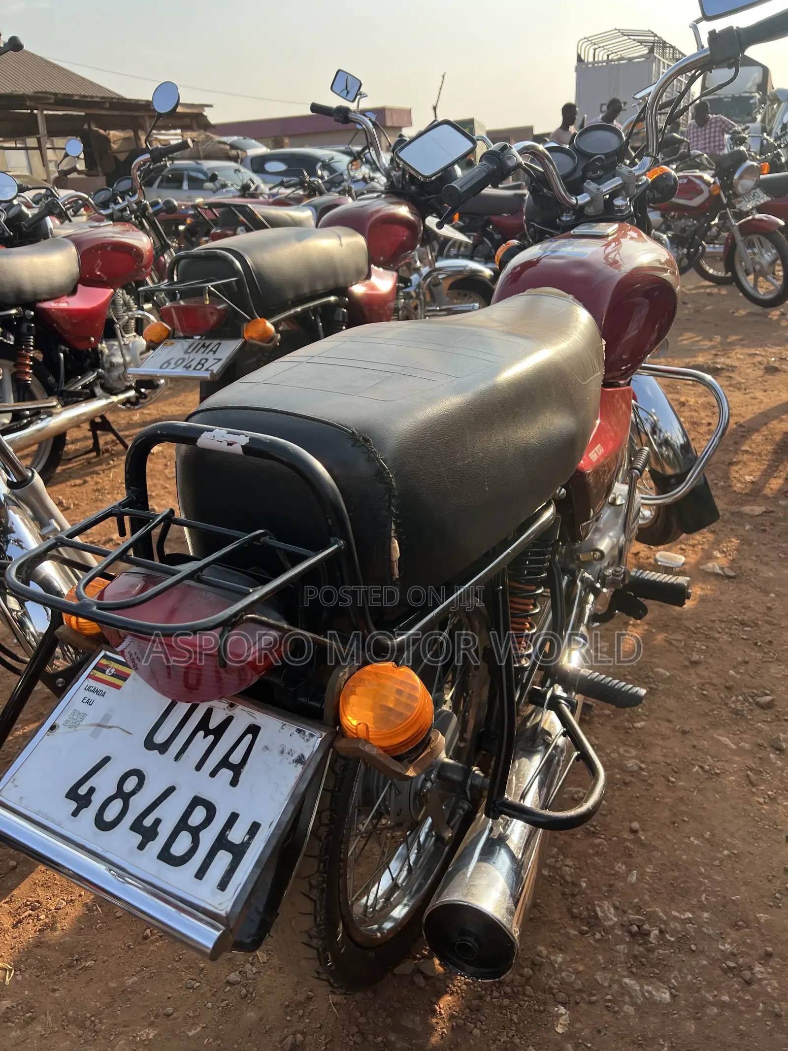 Bajaj Boxer 100 2026 Red