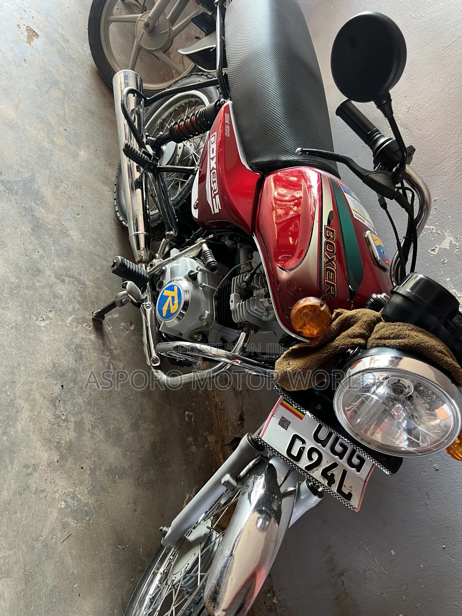 Bajaj Boxer 100 2024 Red