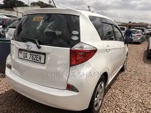 Toyota Ractis 2012 White