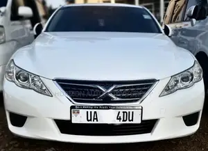 Toyota Mark X 2.5 AWD 2011 White