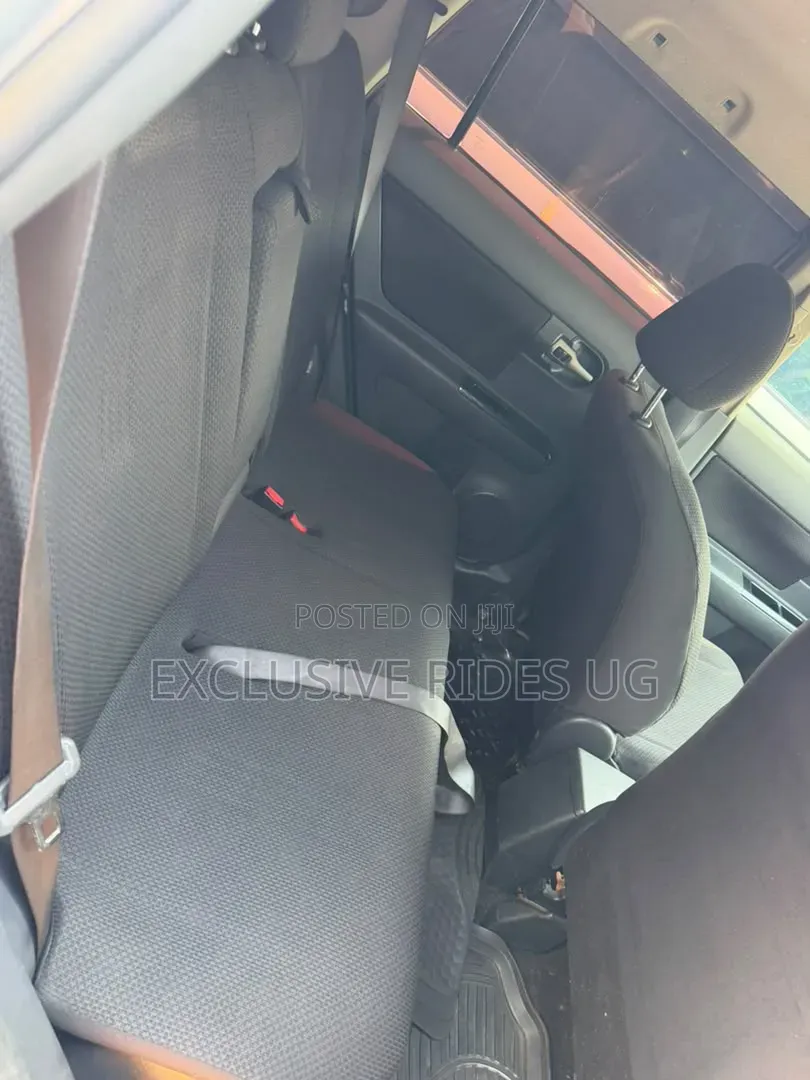 Toyota Corolla Rumion 2008 Silver