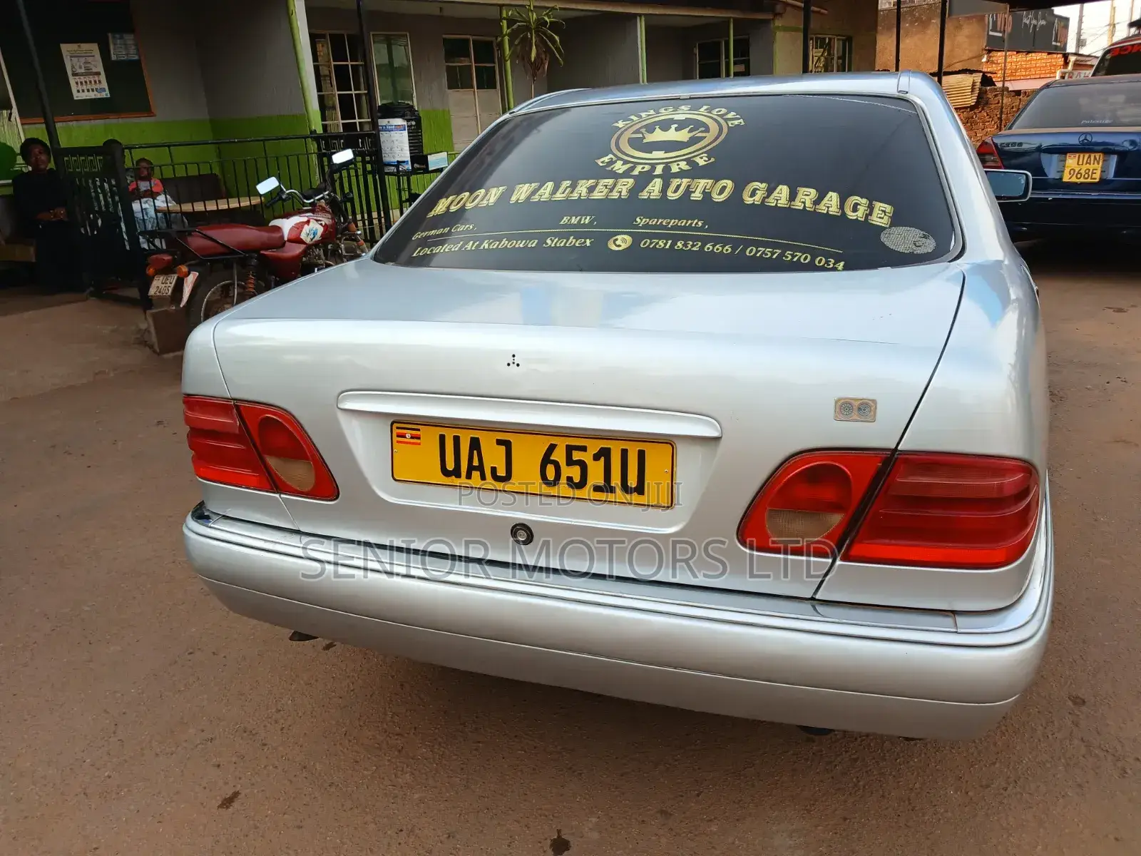 Mercedes-Benz E200 2002 Silver