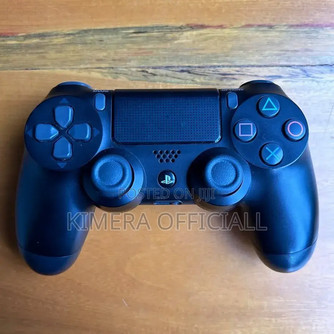 Original Ps4 Pad: Stronger Than the Heavy Smell of Nakasero Market.