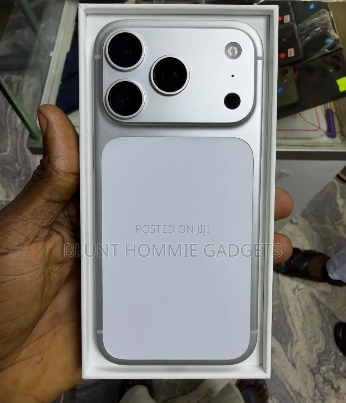 New Apple iPhone 17 Pro 256 GB Silver
