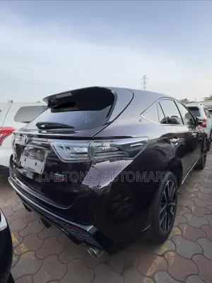 Toyota Harrier 2.0 Turbo GR Sport 2017 Maroon