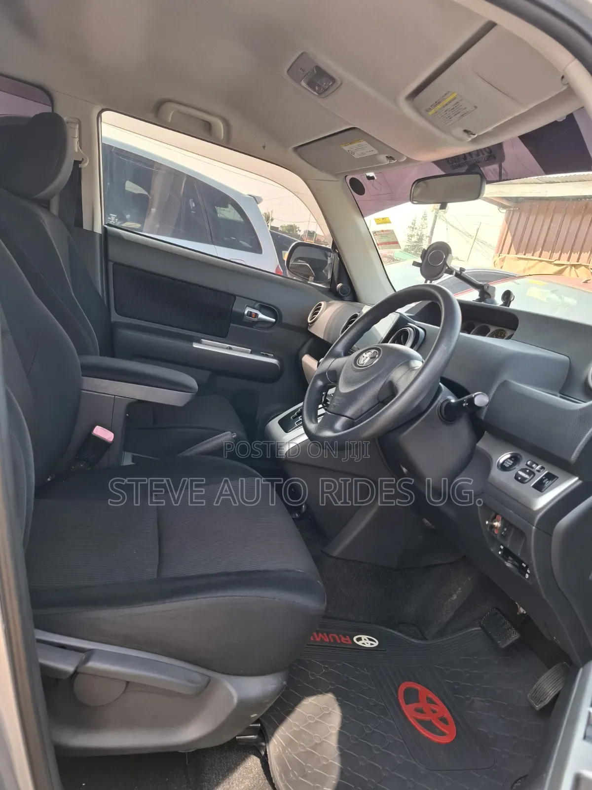 Toyota Corolla Rumion 2011 Silver