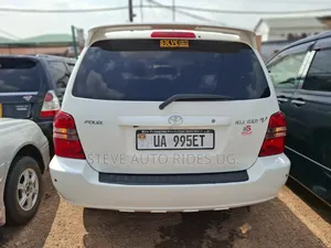 Toyota Kluger 2006 White