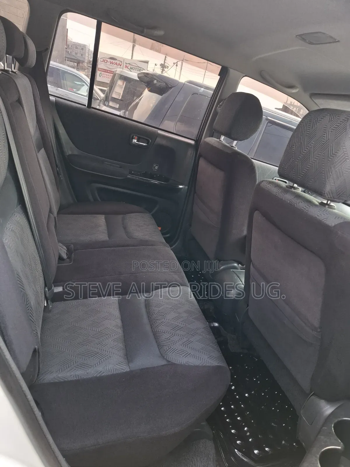 Toyota Kluger 2006 White