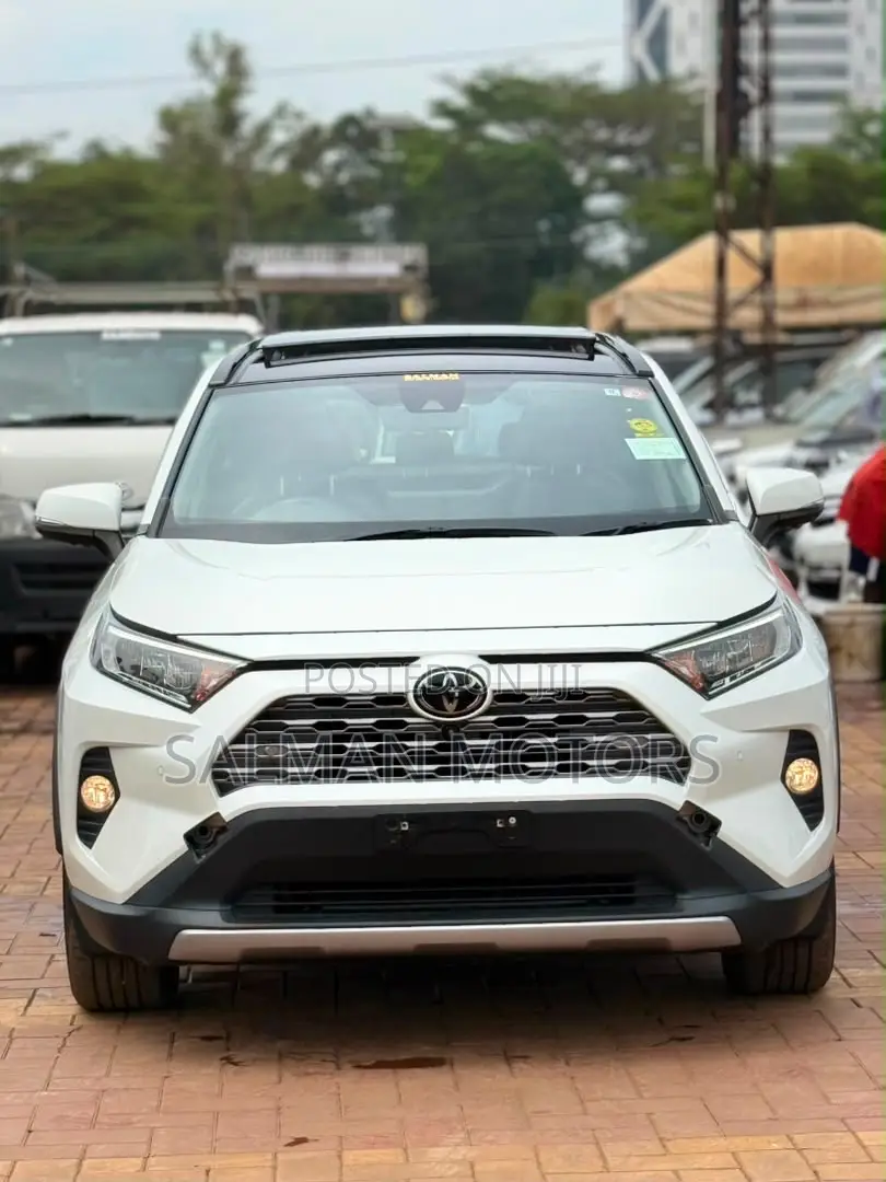 Toyota RAV4 Limited AWD 2020 White