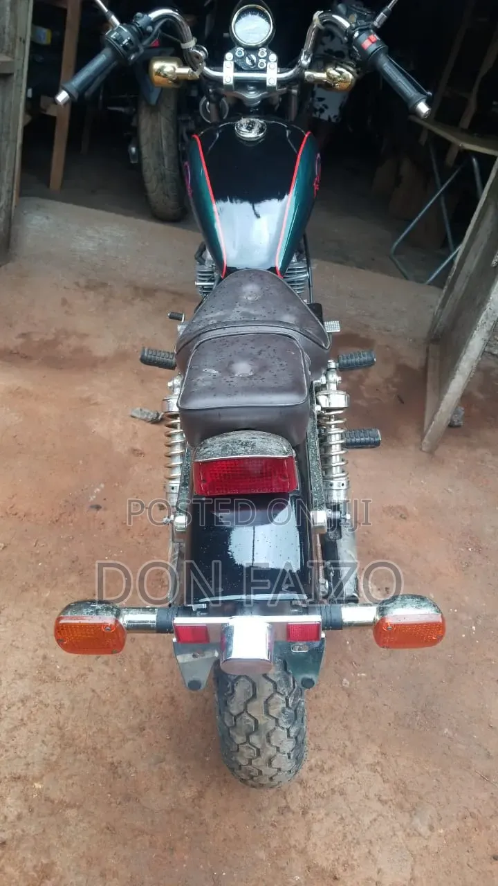 Honda 2005 Black