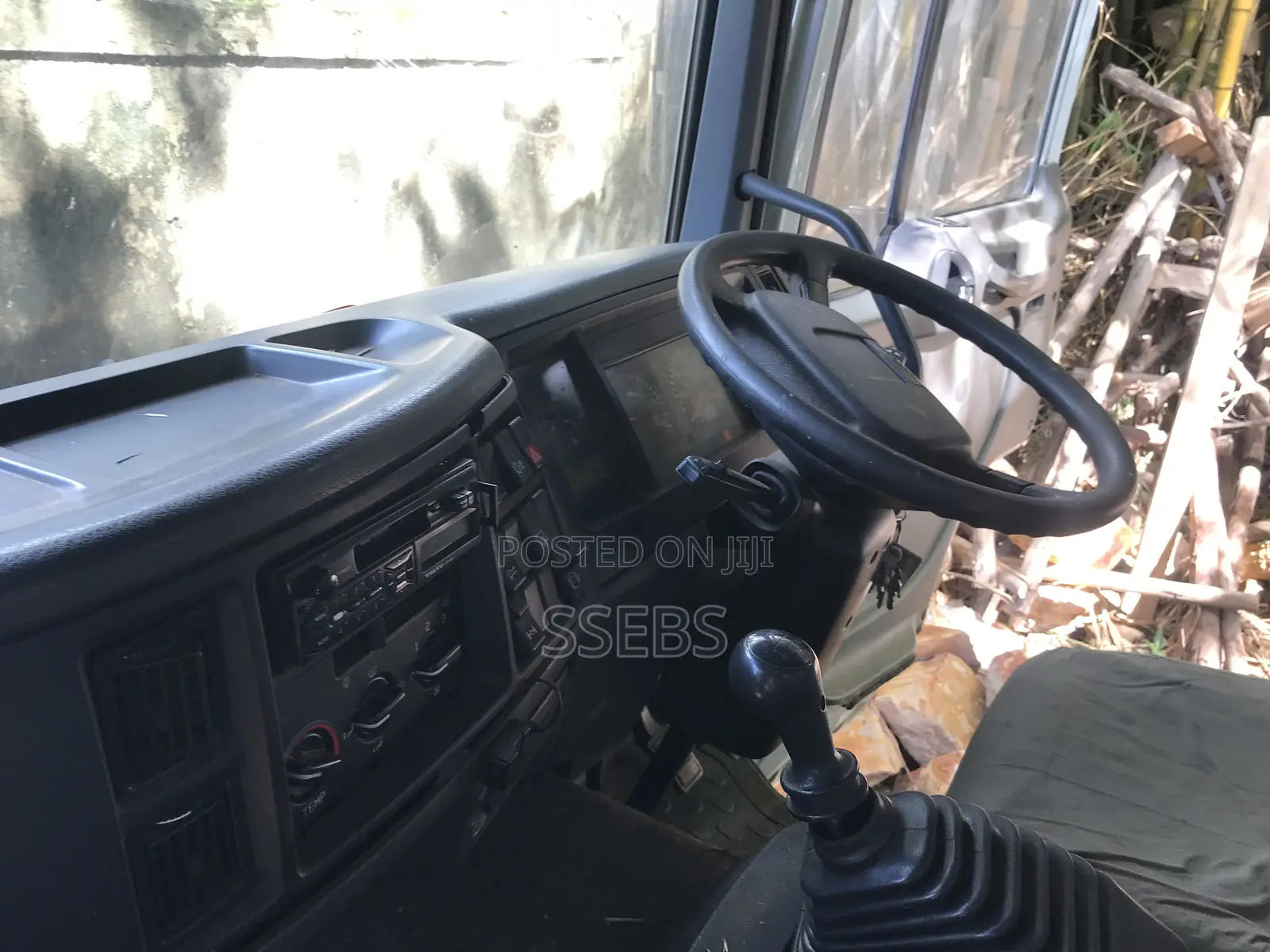 Refrigerator Truck for Sale