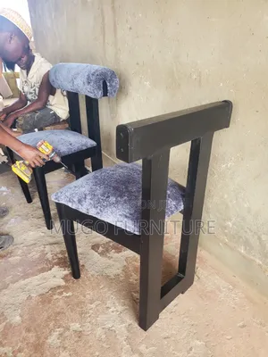 Simple 2 Sester Dining Set