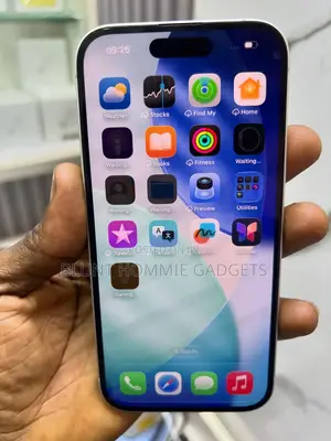 Apple iPhone 16 128 GB White