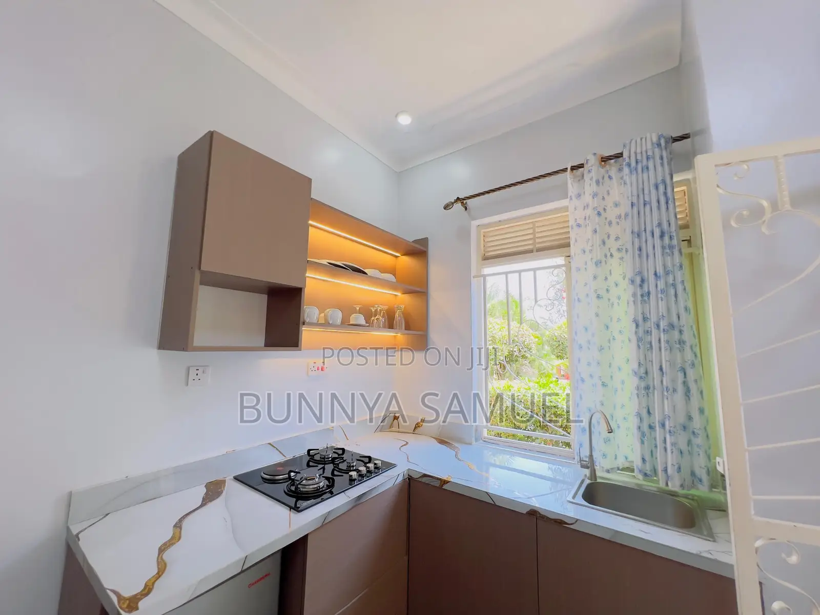 Furnished 1bdrm Apartment in Hillcrest Apartment, Central Division