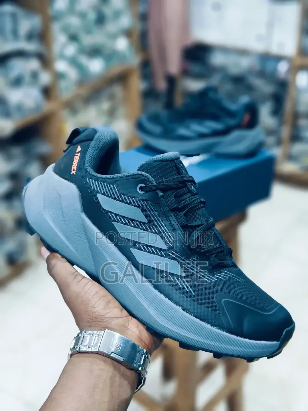 Classic Shoes And Sneakers For Both Women And Men At Affordable Prices