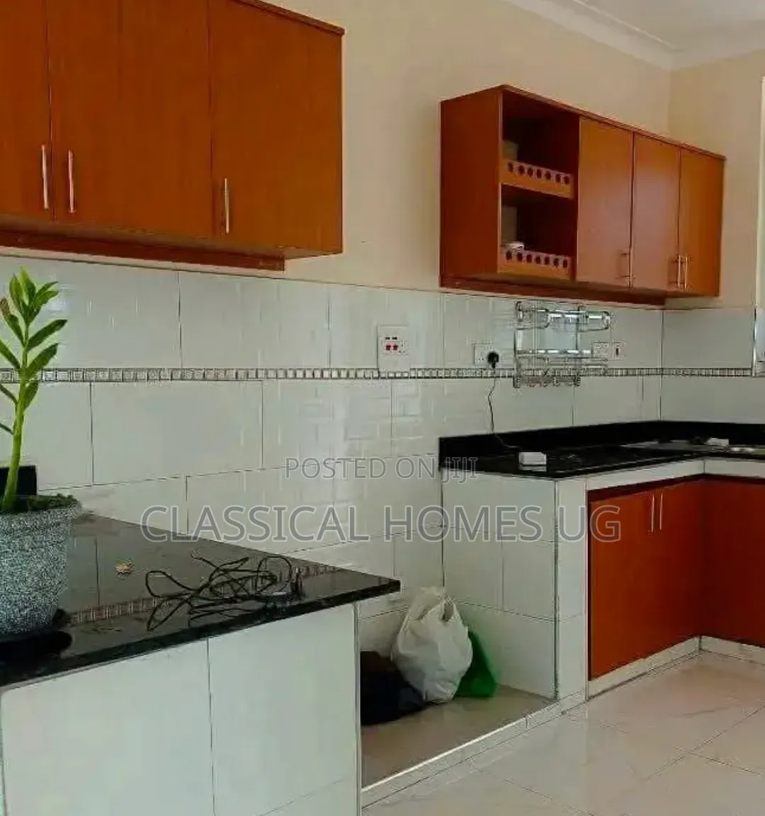 4bdrm Duplex in Muyenga, Central Division for rent