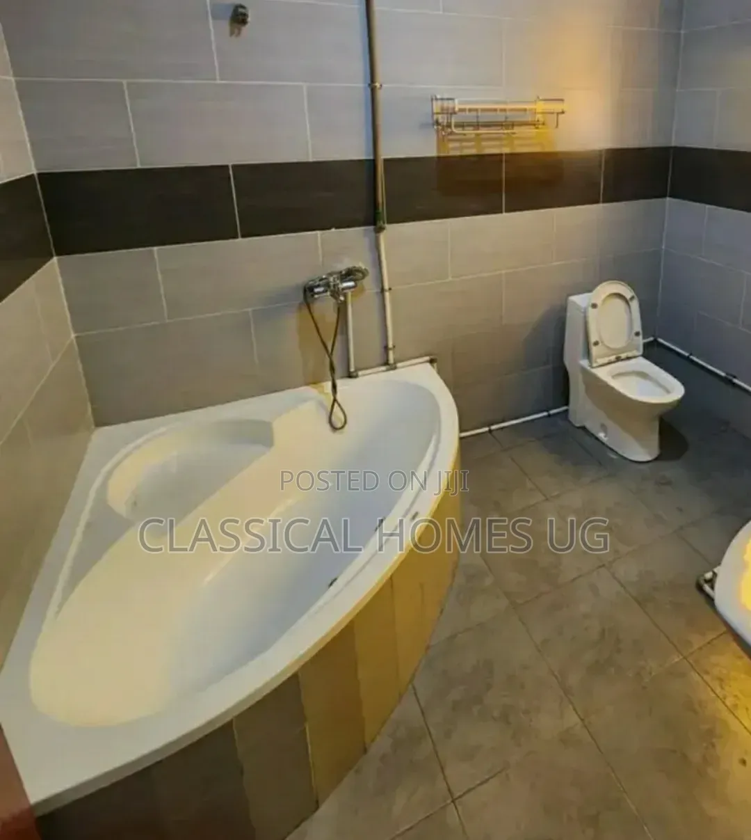 4bdrm Duplex in Muyenga, Central Division for rent