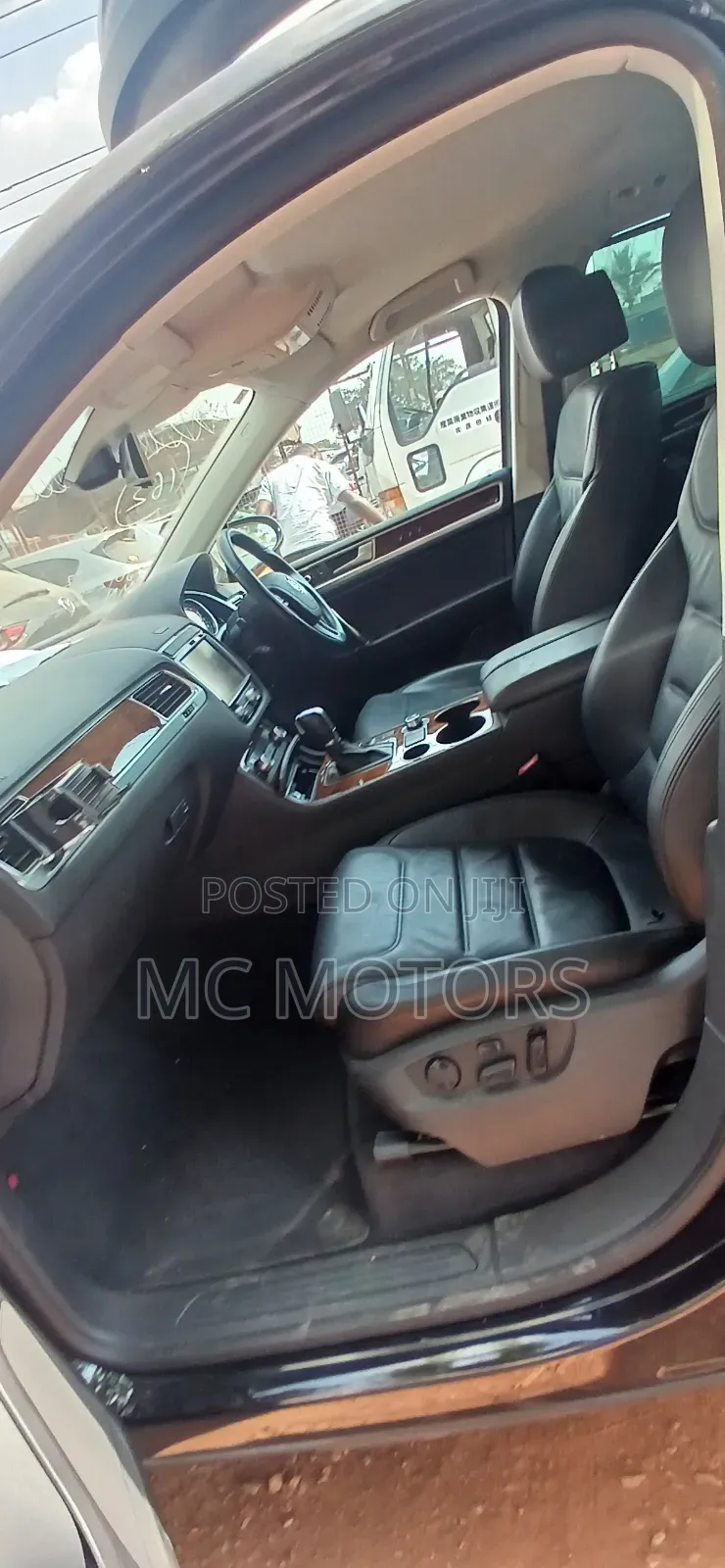 Volkswagen Touareg 2015 Black