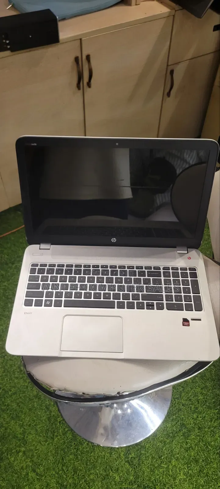 Laptop HP Envy X2 11 8GB AMD HDD+SSD 250GB