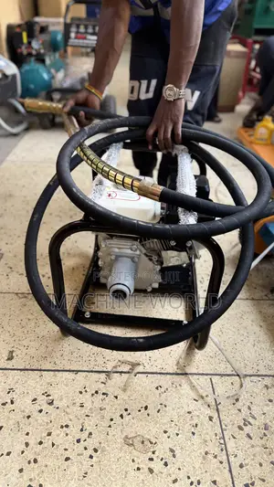 Gx200 Concrete Vibrator With Pocker Horse