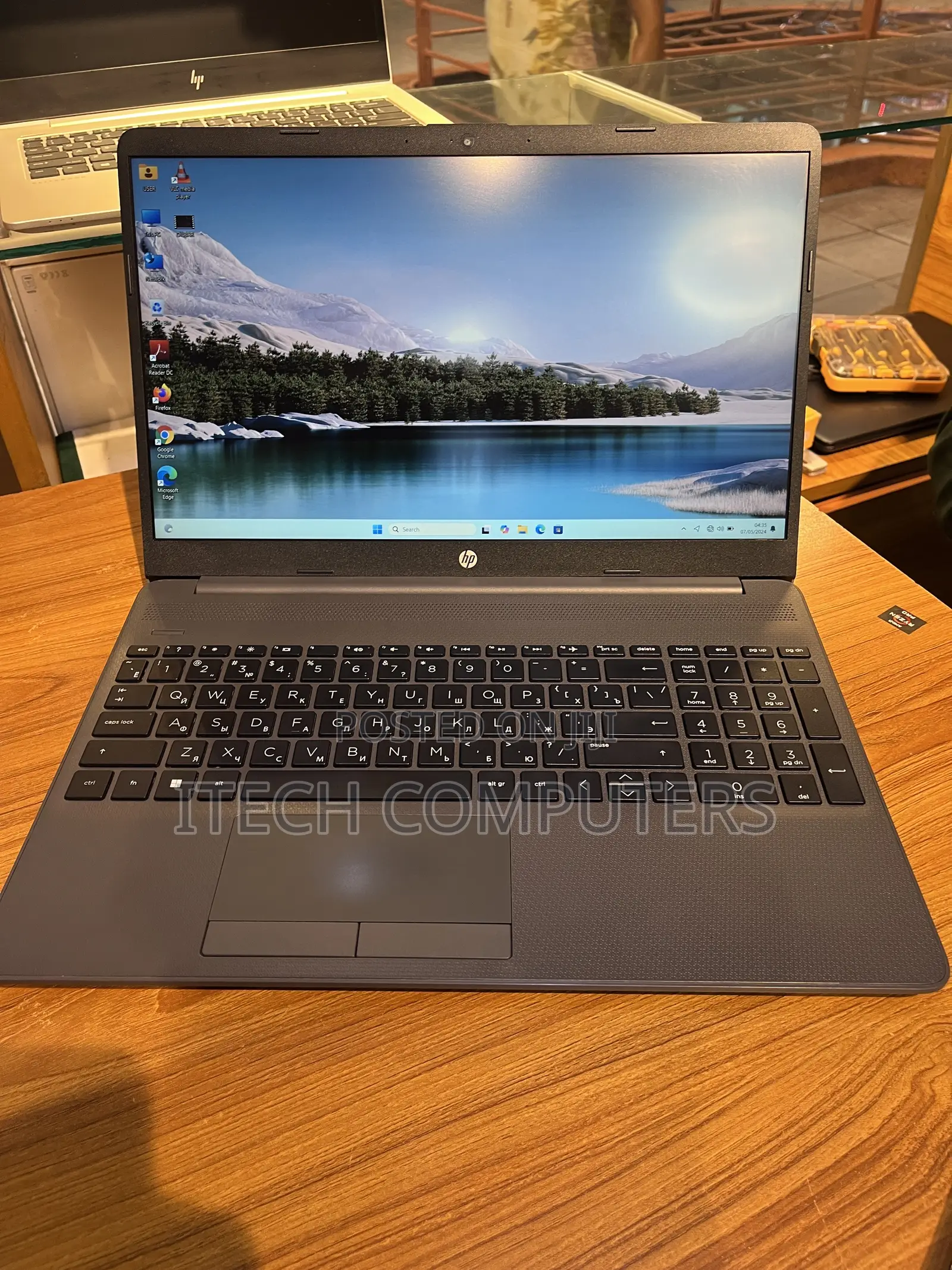 Laptop HP 255 G8 8GB AMD SSD 256GB