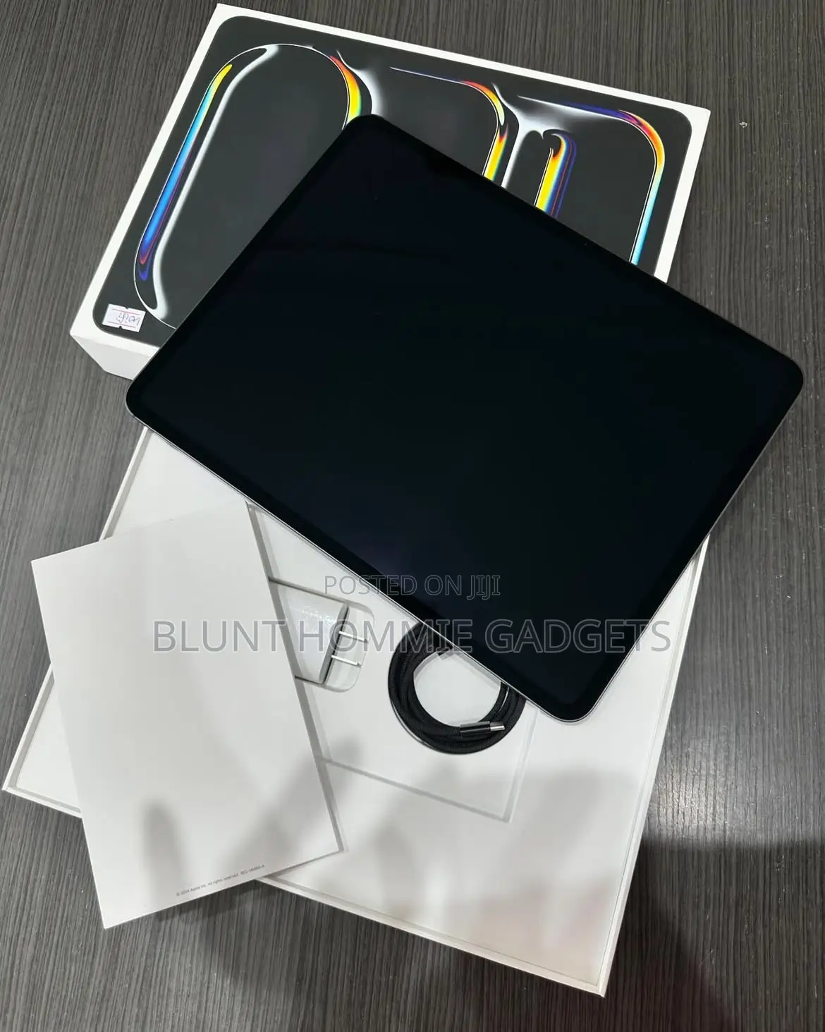 Apple iPad Pro 13 (2024) 256 GB Gray