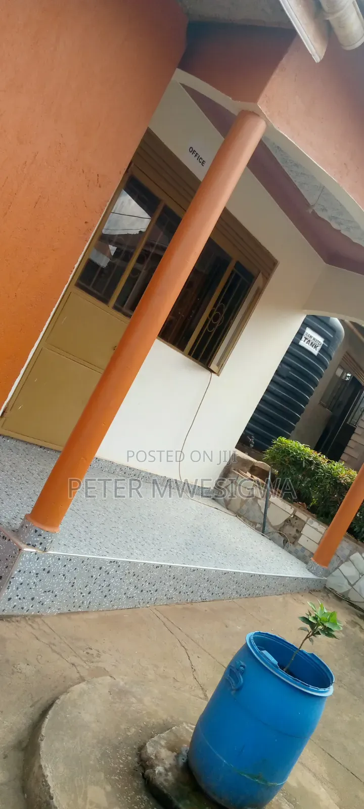 10bdrm House in Nabweru for sale