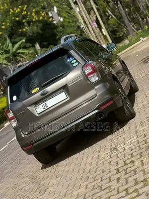 Subaru Forester 2.0XT Premium AWD 2016 Gray