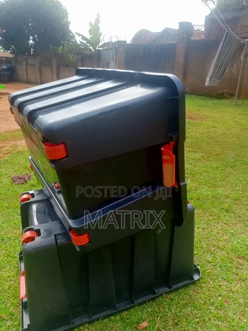 180l Heavyduty Stackable Plastic Tote Storage Box With Wheels