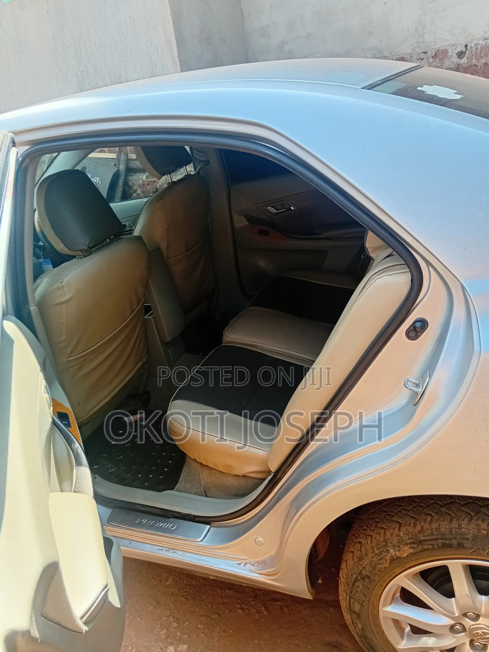 Toyota Premio 2009 Silver