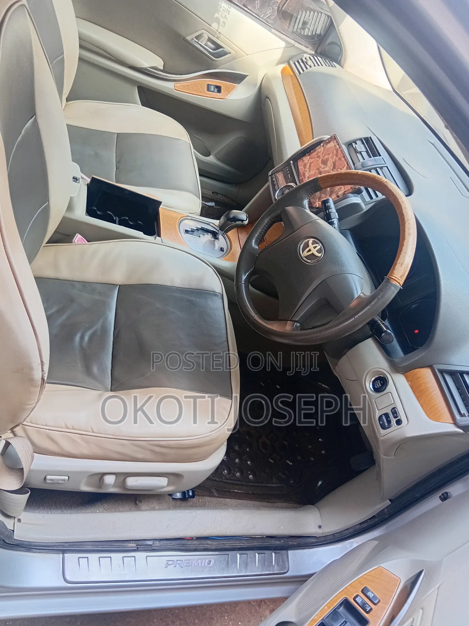 Toyota Premio 2009 Silver