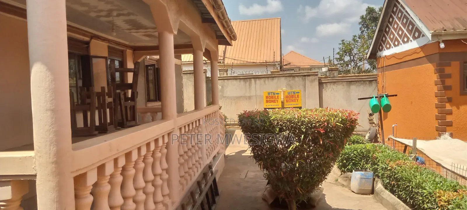 10bdrm House in Nabweru for sale