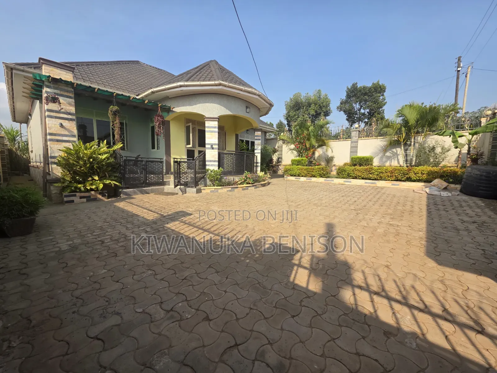 3bdrm House in Buloba, Central Division for sale