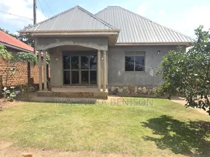 3bdrm House in Buloba, Central Division for sale