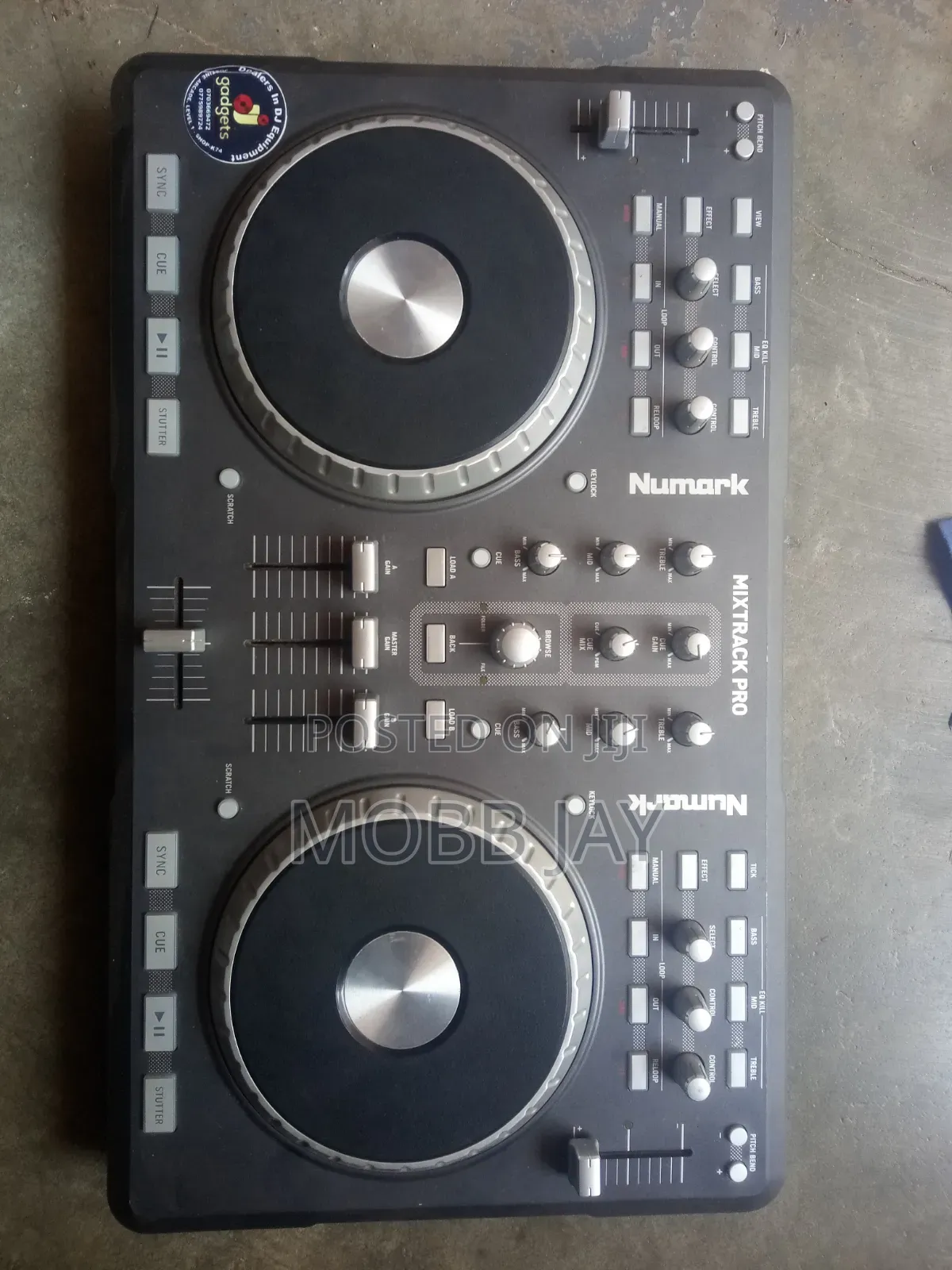 Numark Mixtrack Pro Dj Controller