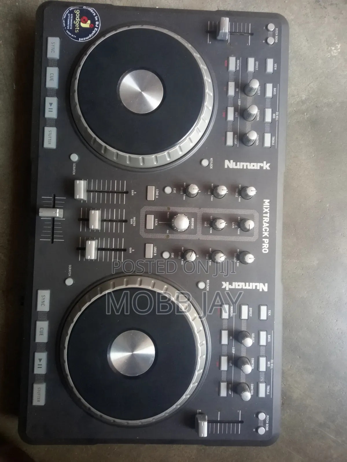Numark Mixtrack Pro Dj Controller