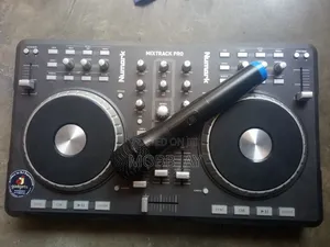 Numark Mixtrack Pro Dj Controller