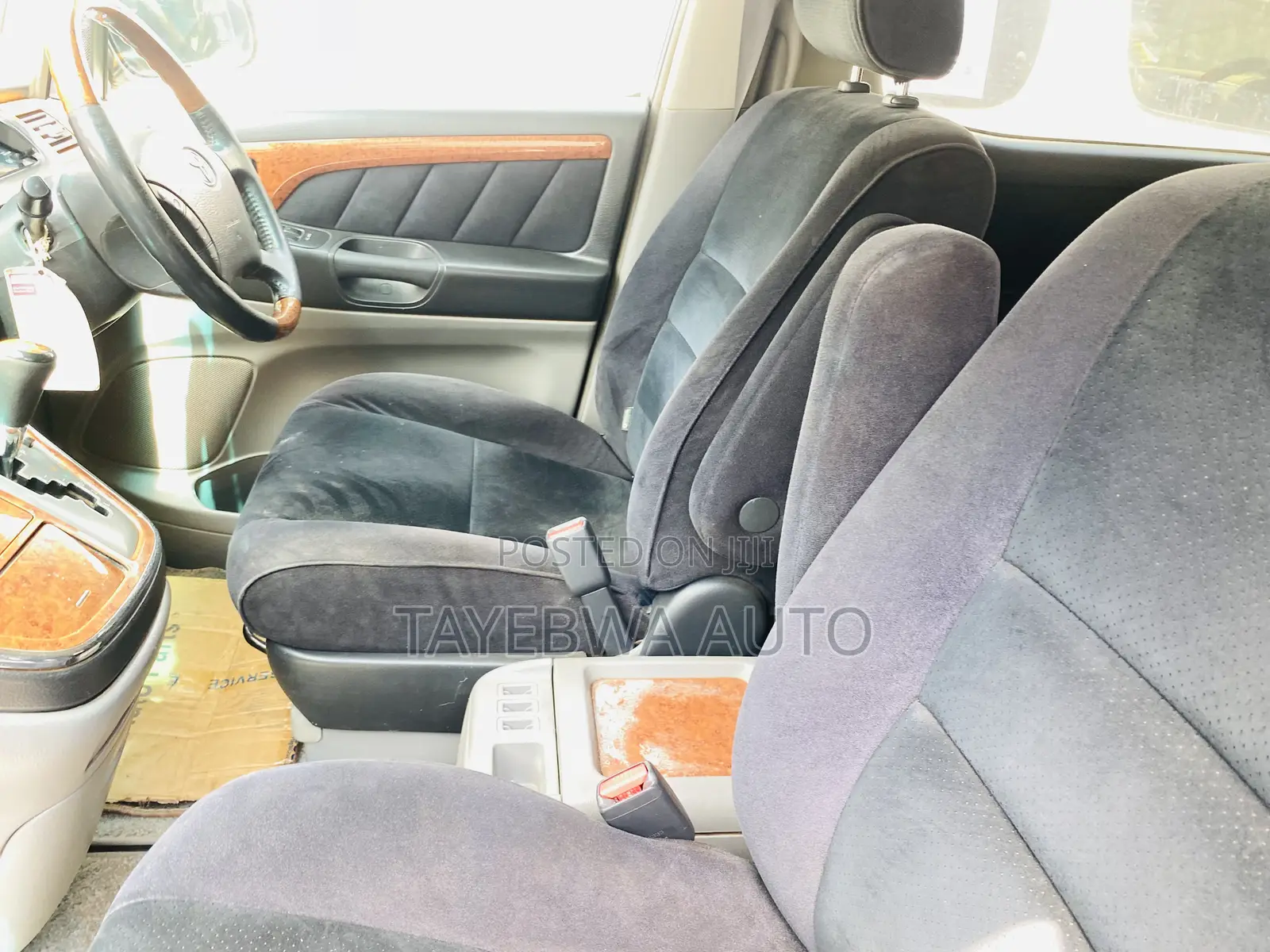 Toyota Alphard 2.4 Petrol FWD 2008
