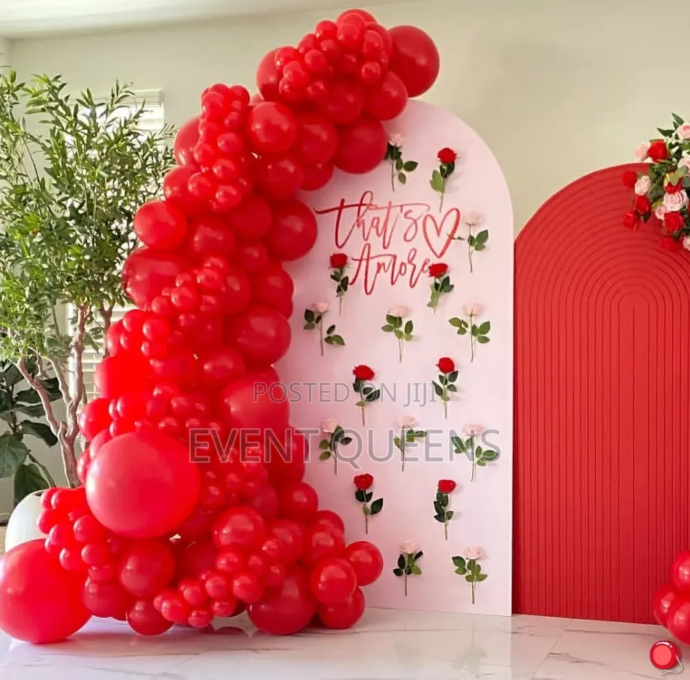 Elegant and Modern Decorations at Negotiable Price