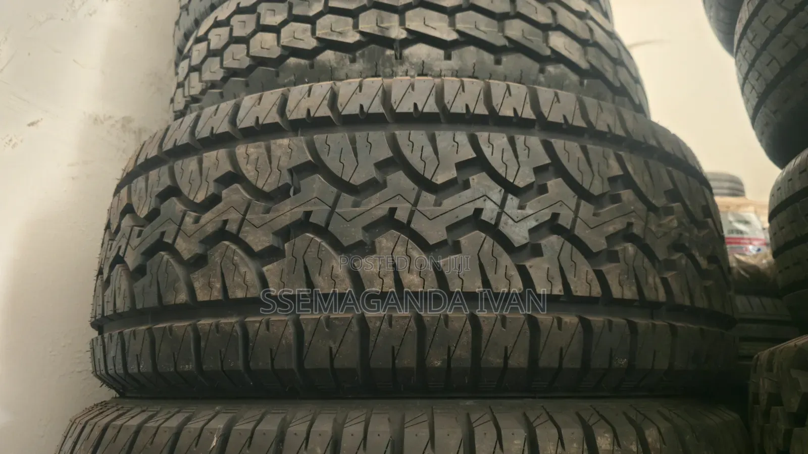 275/55r20 Adventuro a/T Gt Radial Indonesian