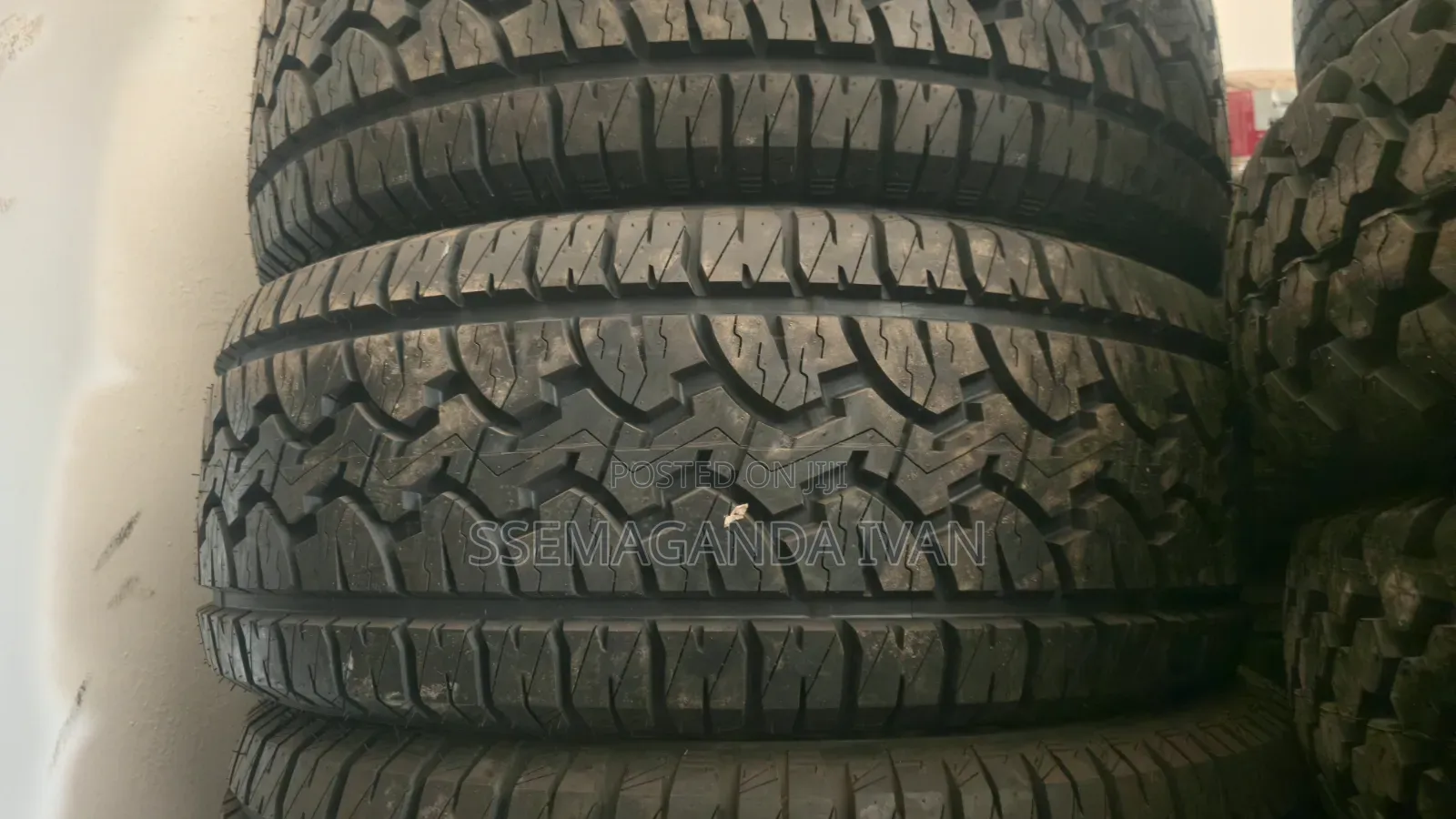 275/55r20 Adventuro a/T Gt Radial Indonesian