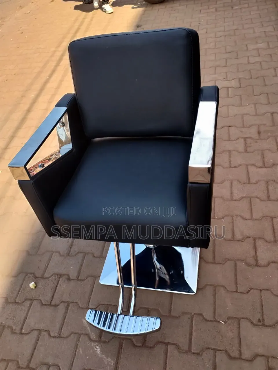 Original Styling Salon Chair