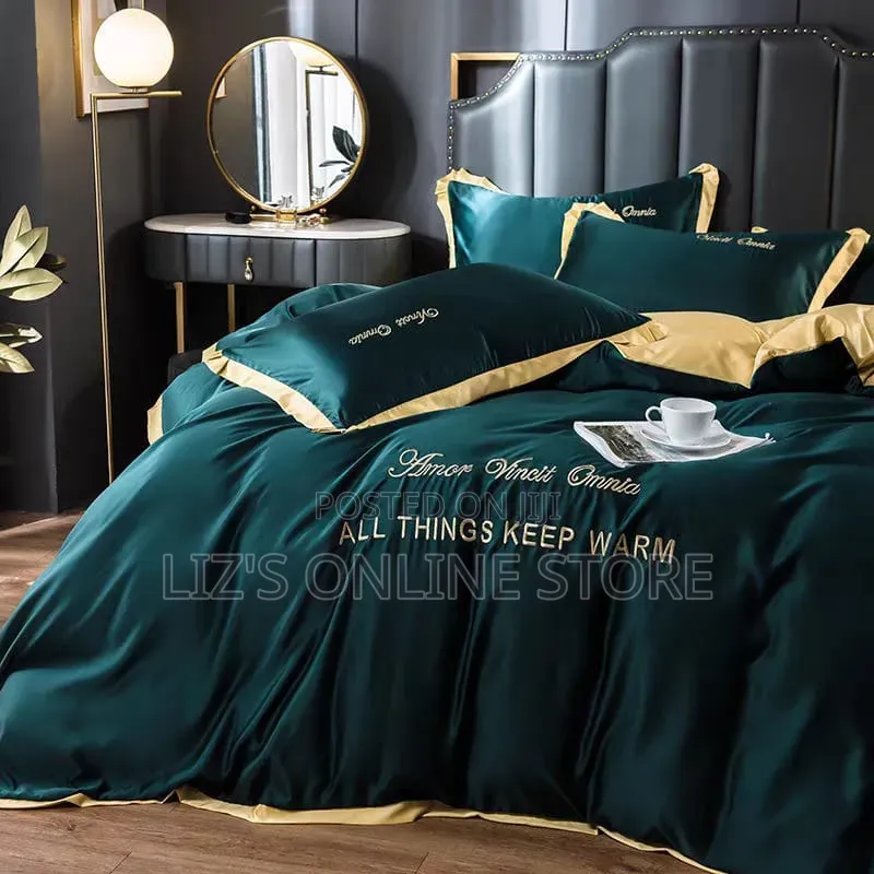 Luxury Emerald Green Bedding Set