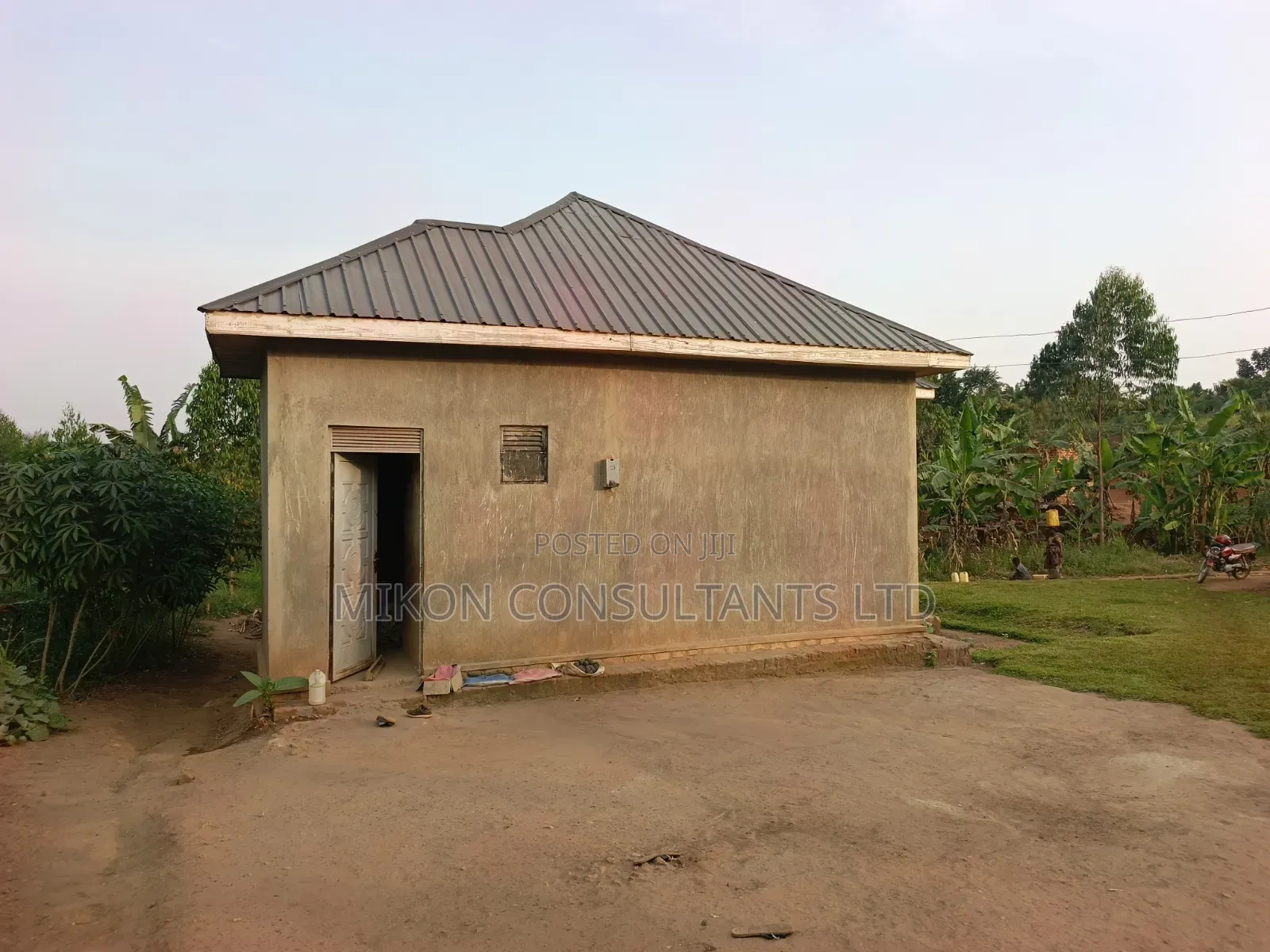 3bdrm House in Kavule, Central Division for sale